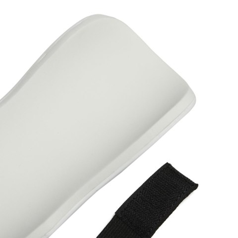 Ochraniacze piłkarskie adidas Tiro Club Shin Guards biało-czarne HN5600