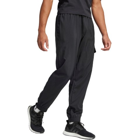 Spodnie męskie adidas Essentials Small Logo Cargo czarne JF3538