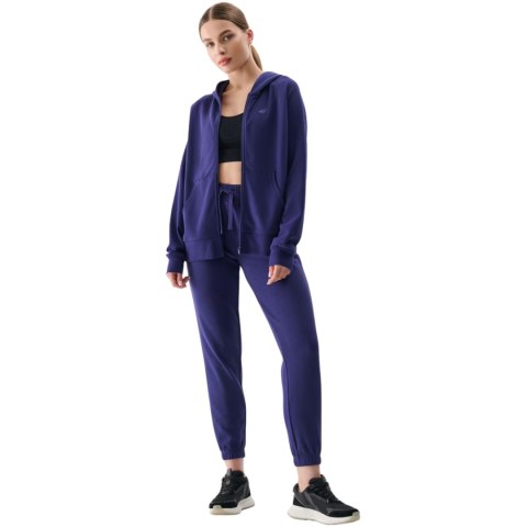 Spodnie damskie 4F CAS F1138 granatowe 4FWMM00TTROF1138 31S