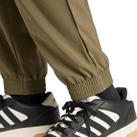 Spodnie męskie adidas Essentials Small Logo Cargo oliwkowe JD1824