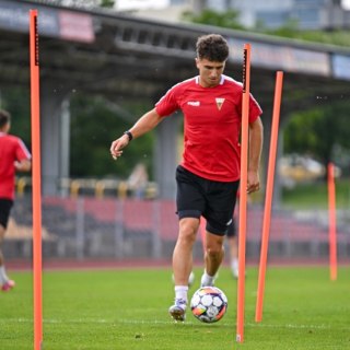 Tyczka treningowa slalomowa Yakima Elite czerwona 100653