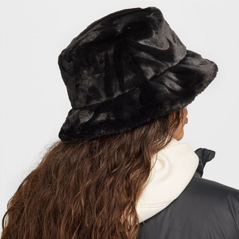 Kapelusz Nike APEX ocieplany HF7194-010