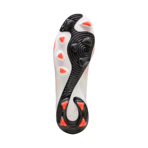 Buty piłkarskie Puma Future 8 Match Low FG/AG 108599 01