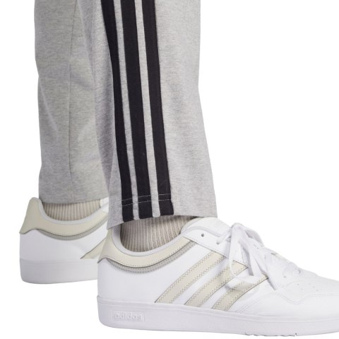 Spodnie męskie adidas Essentials 3-Stripes Single Jersey szare JE6428