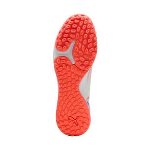 Buty piłkarskie Puma Future 8 Match TT 108597 01