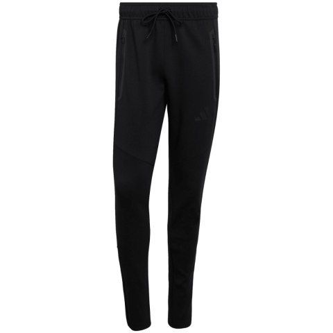 Spodnie męskie adidas Tiro 26 Travel Sweat Pant czarne KF6072