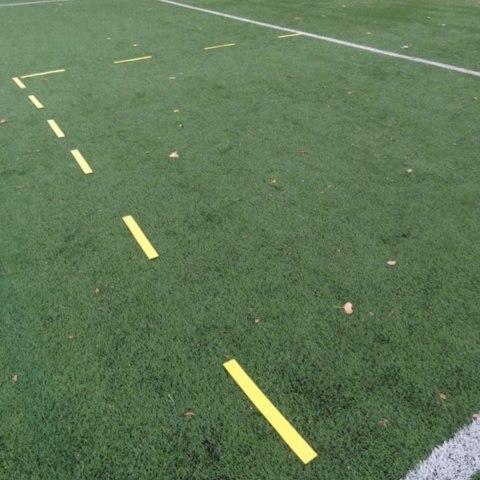 Zestaw znaczników pola Yakima Sport płaskie pasy 10 szt. białe 100635