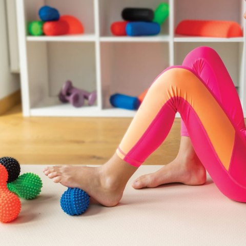 Wałek Fizjo Spiky do masażu i rehabilitacji Tullo duoball 15,5 cm czerwony REF864