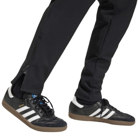 Spodnie dla dzieci adidas Tiro 26 Travel Woven czarne JM5556