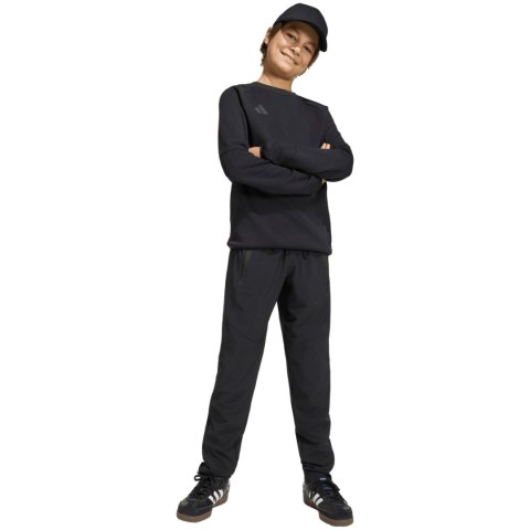 Spodnie dla dzieci adidas Tiro 26 Travel Woven czarne JM5556