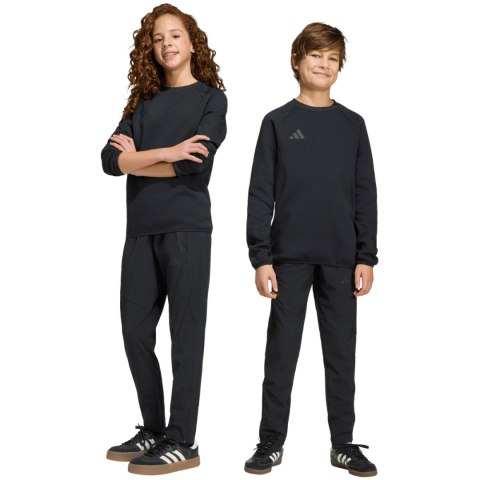 Spodnie dla dzieci adidas Tiro 26 Travel Woven czarne JM5556