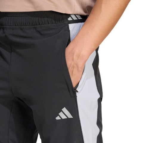Spodnie męskie adidas Tech Apparel czarne JY3550