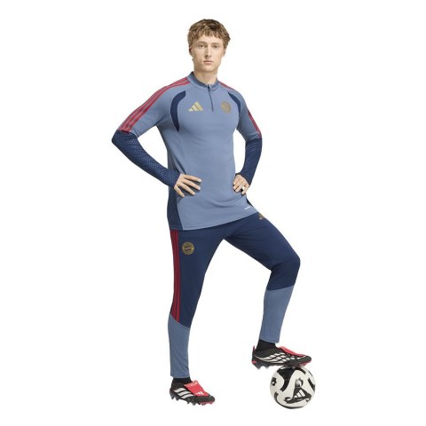 Adidas Bluza adidas FC Bayern DNA Training Top KF1037