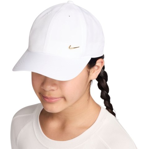 Nike Czapka z daszkiem dla dzieci Nike Dri-Fit Club biała FB5064 101