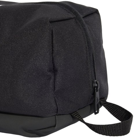 Adidas teamwear Kosmetyczka adidas Tiro Wash Kit Bag czarna KG3592