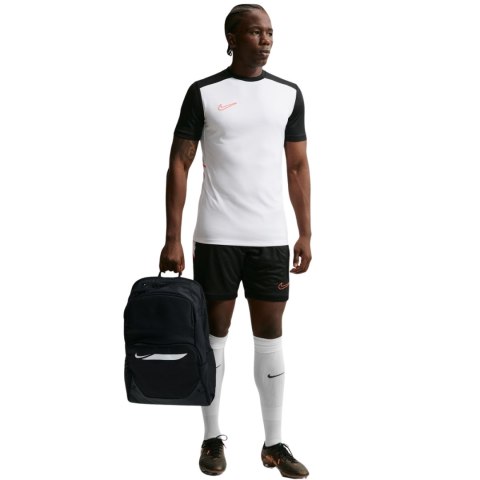 Nike Team Plecak Nike Academy Team L czarny IO0912 010
