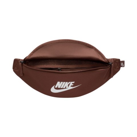 Nike Saszetka Nike Heritage brązowa DB0490 265